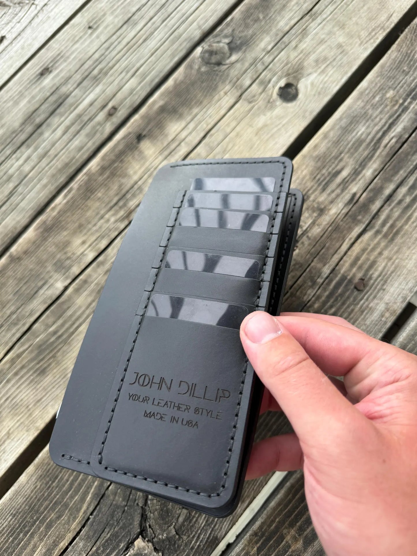 long Leather wallet with 100 dollars engraving